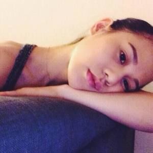 Meet your Posher, Isabel